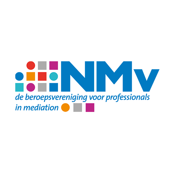 Logo NMv accreditatie mediation opleider Caleidoscoop Leertrajecten