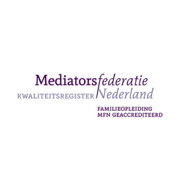 Accreditatielogo's CL Mfn Familieopleiding